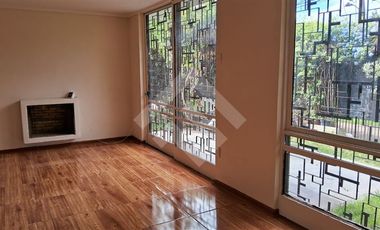 Casa en Venta en Entre Simón Bolívar y Echeñique