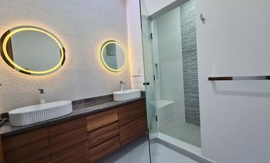 Casa en VENTA en PUNTA TIBURON