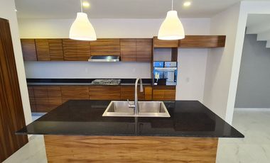 Casa en VENTA en PUNTA TIBURON