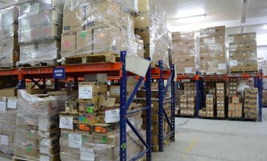 SE RENTA BODEGA INDUSTRIAL DE ÚLTIMA GENERACIÓN - ESTRATÉGICAMENTE UBICADA