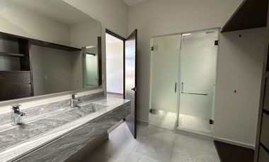 VENTA DE CASA EN AMANI TERRA CARRETERA NACIONAL SANTIAGO N.L.