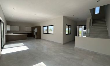 VENTA DE CASA EN AMANI TERRA CARRETERA NACIONAL SANTIAGO N.L.