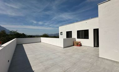 VENTA DE CASA EN AMANI TERRA CARRETERA NACIONAL SANTIAGO N.L.