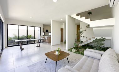 Casa en venta de 3 recamaras en Privada de Conkal