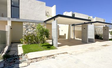 Casa en venta de 3 recamaras en Privada de Conkal