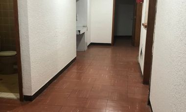 Terreno comercial con oficinas en Av ignacio Zaragoza