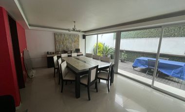Casa en venta en Ciudad Satélite, Naucalpan.