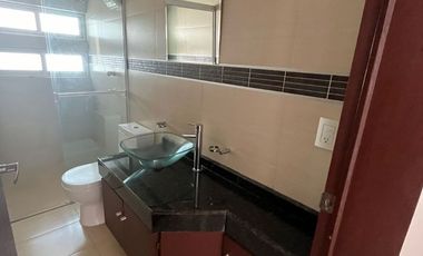 Casa en venta en Ciudad Satélite, Naucalpan.