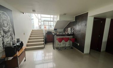 Casa en venta en Ciudad Satélite, Naucalpan.