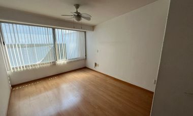 Casa en venta en Ciudad Satélite, Naucalpan.