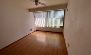 Casa en venta en Ciudad Satélite, Naucalpan.