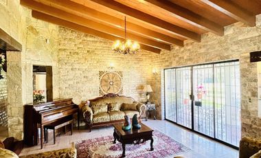 Casa en Venta Campestre Estilo Colonial en Tequisquiapan