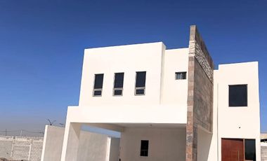 CASA EN VENTA EN CIUDAD LA ENCANTADA, GÓMEZ PALACIO, DGO
