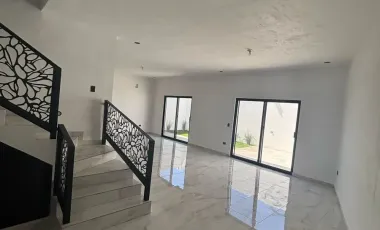 Casa en venta en Rincón de los Encinos, Saltillo, Coahuila de Zaragoza