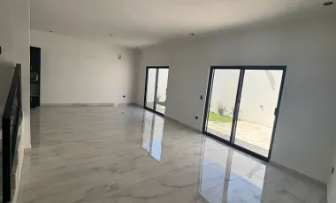 Casa en venta en Rincón de los Encinos, Saltillo, Coahuila de Zaragoza