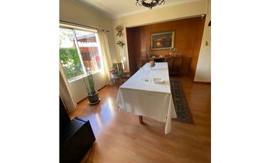 SE VENDE CASA EN VILLA ALEMANA CENTRO