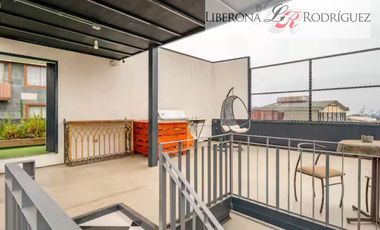 Departamento en Venta en Departamento triplex en Cerro Cordillera