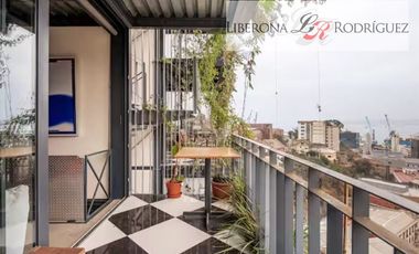 Departamento en Venta en Departamento triplex en Cerro Cordillera