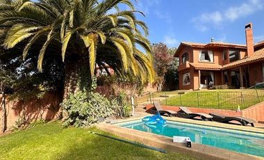 Casa en Arriendo en Río Petrohué con Avenida El Santuario