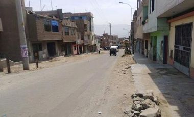 En venta amplia casa de 3 pisos en ATE