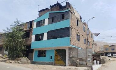 En venta amplia casa de 3 pisos en ATE