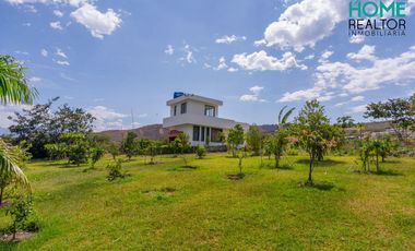 EN VENTA QUINTA DE LUJO EN YUNGILLA - SANTA ISABEL