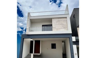 Casa en venta en Cumbres Elite Premier en García