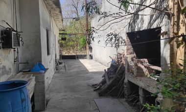 CASA IDEAL PARA OFICINAS EN COL. BUROCRATAS MUNICIPALES EN APODACA NUEVO LEON