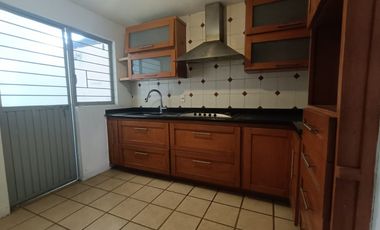 Casa En Renta En Parques Del Bosque.
