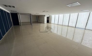 Local comercial para oficinas, consultorios en Metepec Estado de México