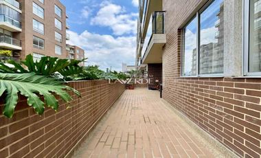 Espectacular apartamento esquinero en conjunto cerrado, Cajicá