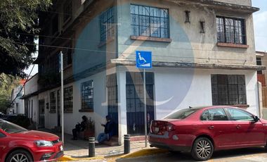 Local Comercial a Pie de Calle atrás de Walmart Echegaray