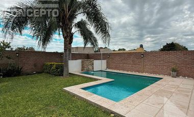 Moderna Casa de Categoría en Recreo Sur