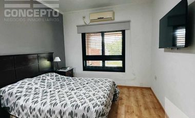 Moderna Casa de Categoría en Recreo Sur