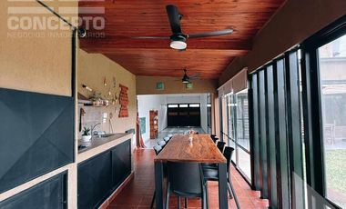 Moderna Casa de Categoría en Recreo Sur