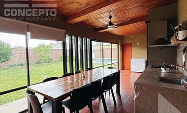 Moderna Casa de Categoría en Recreo Sur