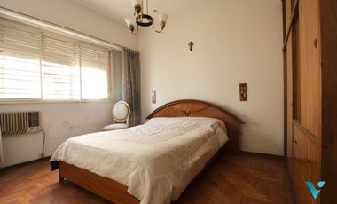 Casa en Venta Ituzaingó con quincho y local Apto Credito