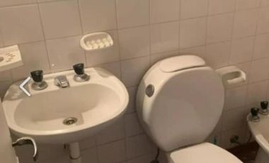 Departamento en venta - 2 Dormitorios 1 Baño - Cochera - 70Mts2 - Villa Lynch