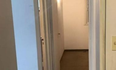 Departamento en venta - 2 Dormitorios 1 Baño - Cochera - 70Mts2 - Villa Lynch