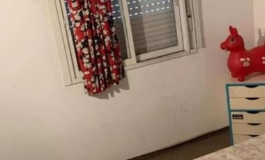 Departamento en venta - 2 Dormitorios 1 Baño - Cochera - 70Mts2 - Villa Lynch