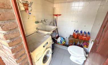 ESPACIO, CONFORT Y UBICACIÓN PRIVILEGIADA – CASA DE 3 DORMITORIOS EN VENTA EN VENADO TUERTO.
