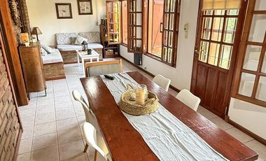 ESPACIO, CONFORT Y UBICACIÓN PRIVILEGIADA – CASA DE 3 DORMITORIOS EN VENTA EN VENADO TUERTO.