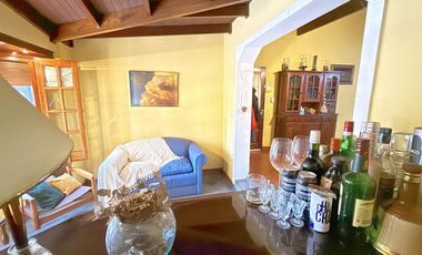 ESPACIO, CONFORT Y UBICACIÓN PRIVILEGIADA – CASA DE 3 DORMITORIOS EN VENTA EN VENADO TUERTO.