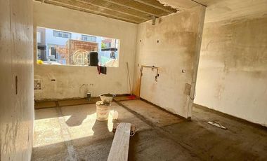 Casa en Venta en Miradores de Manantiales I, 3 Dormitorios, Una Planta