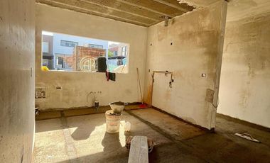 Casa en Venta en Miradores de Manantiales I, 3 Dormitorios, Una Planta