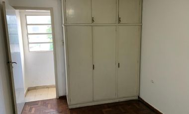 Casa en venta - 3 Dormitorios 2 Baños - 240Mts2 - La Plata