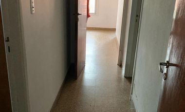 Casa en venta - 3 Dormitorios 2 Baños - 240Mts2 - La Plata