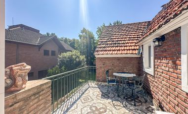 Casa en venta 4 dormitorios Las Lomas de San Isidro con Quincho, Pileta y Cocheras