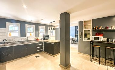 Casa en venta 4 dormitorios Las Lomas de San Isidro con Quincho, Pileta y Cocheras