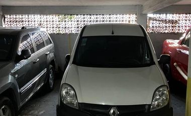 Cochera en venta en Lanús Oeste
